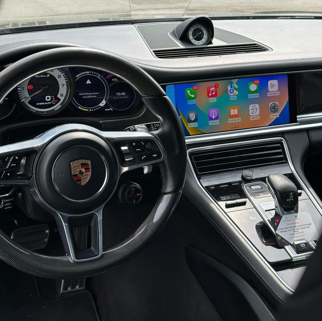 Activation Apple CarPlay en plein écran Porsche